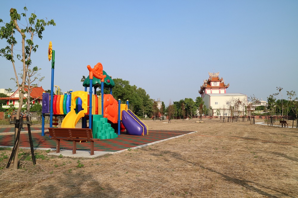 永南村陽光綠地計畫兒童休閒遊具