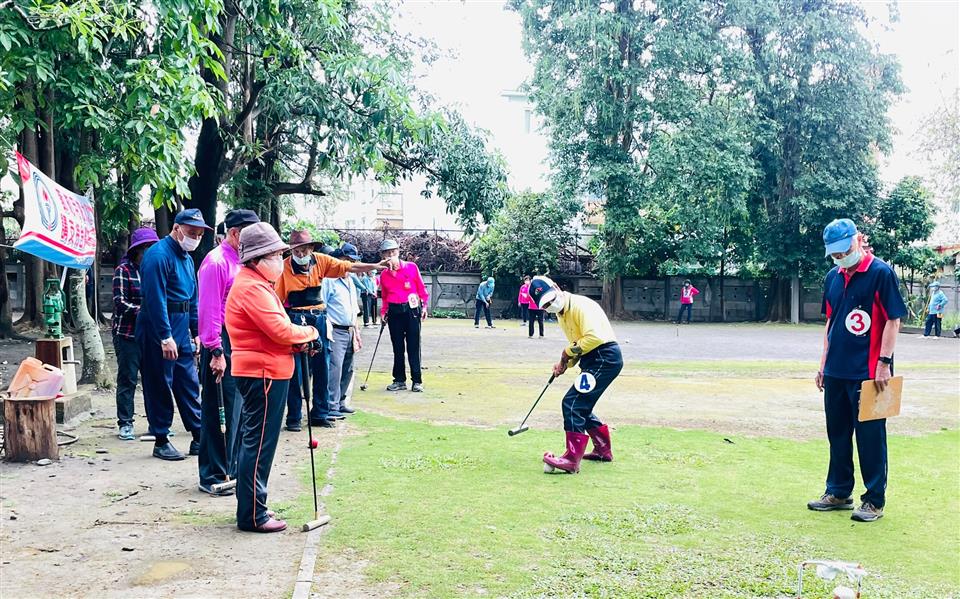 04月份鎮政活動剪影11110423鎮長杯跨縣市老人槌球賽-比賽熱況