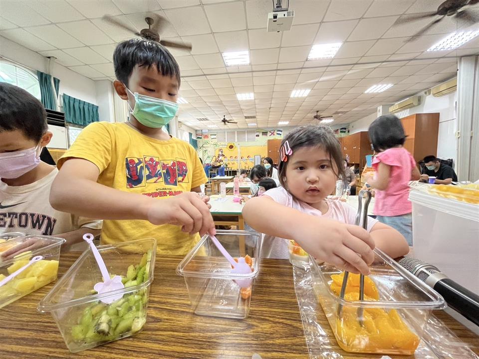 113學年度社區教保資源中心假日親子活動（二）：親子手作小點心～奶酪113學年度社區教保資源中心假日親子活動（二）：親子手作小點心～奶酪