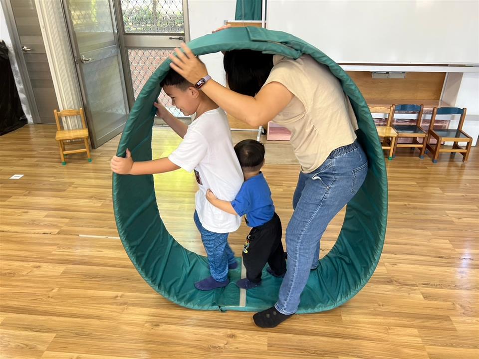 113學年度社區教保資源中心假日親子活動（三）：快樂追趕跑跳碰113學年度社區教保資源中心假日親子活動（三）：快樂追趕跑跳碰