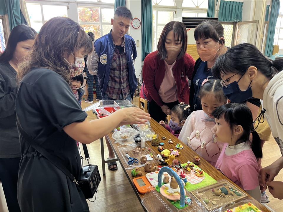 113學年度社區教保資源中心假日親子活動（四）：黏土派對113學年度社區教保資源中心假日親子活動（四）：黏土派對