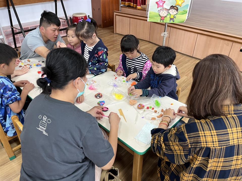 113學年度社區教保資源中心假日親子活動（四）：黏土派對113學年度社區教保資源中心假日親子活動（四）：黏土派對
