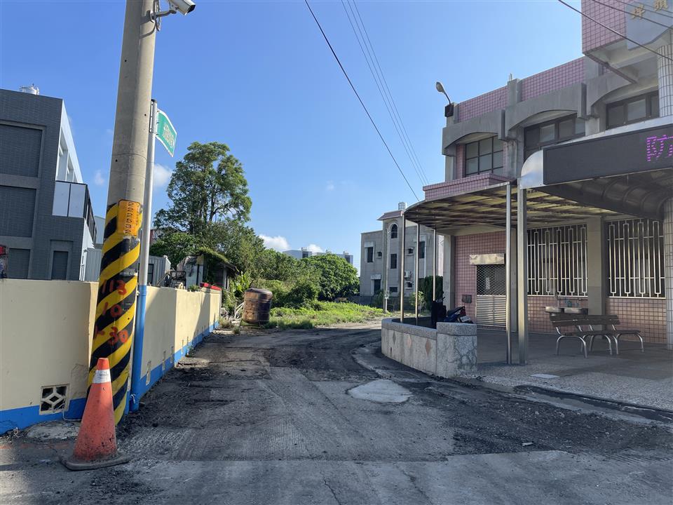 埤頭鄉庄內村光明路、溪林路261巷等路面改善工程光明路280巷施工中