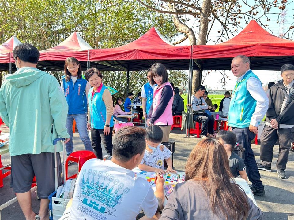 114年度 幸福埤頭精彩剪影鄉長.主席替參賽學生加油打氣