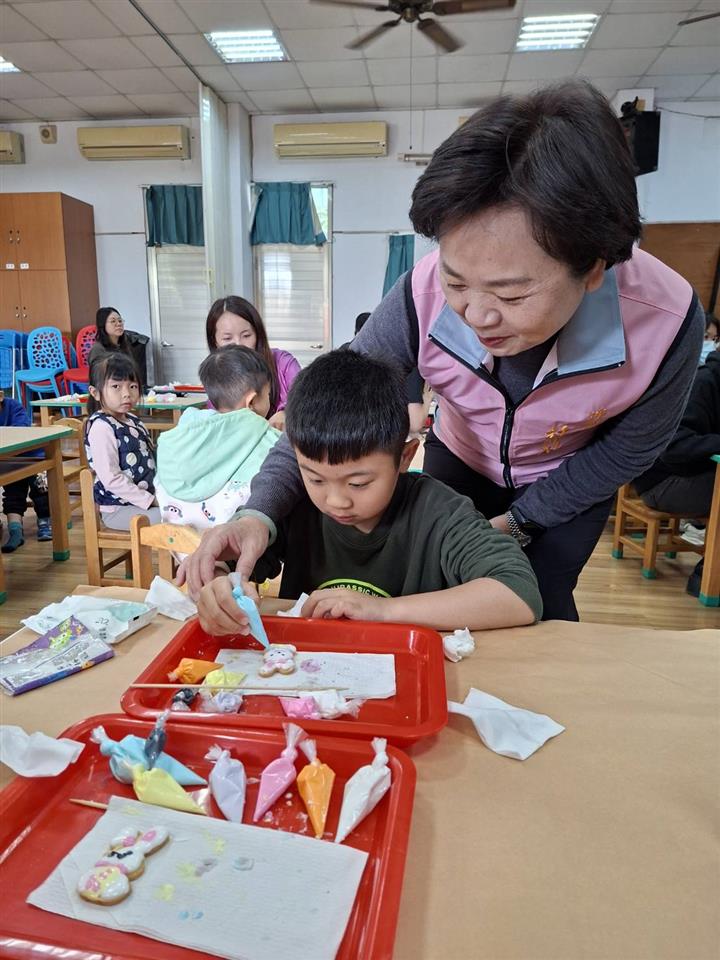 114學年度假日親子活動：親子手作～糖霜餅乾114學年度假日親子活動：親子手作～糖霜餅乾