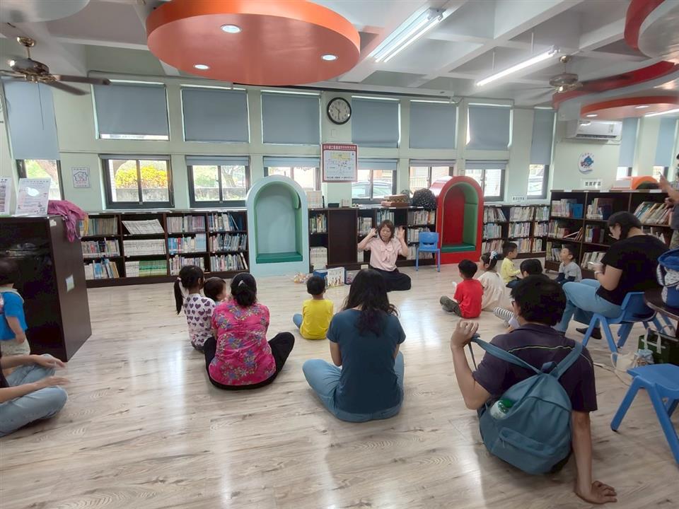 英文繪本說故事