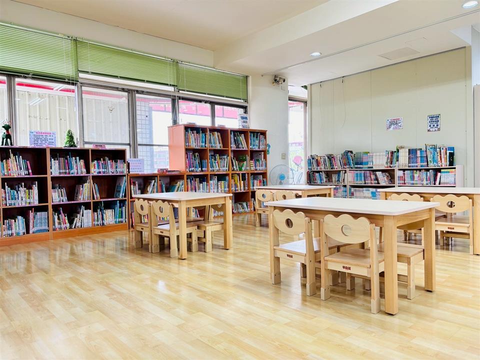 大村鄉立圖書館大村鄉立圖書館-兒童閱讀區2