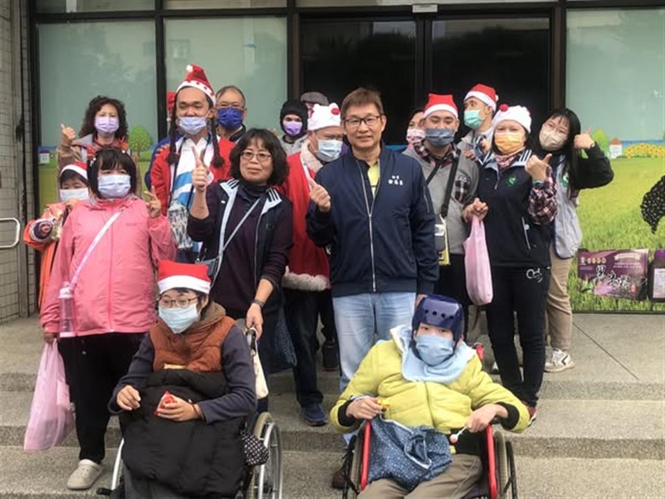 113年12月聖誕報佳音 真溫馨