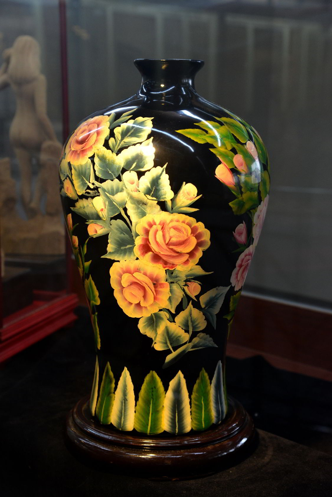 大村百吉-大村鄉駐鄉藝術家聯誼會會員作品聯展大村百吉-梅瓶